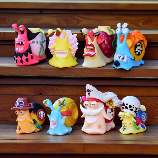 One Piece Transponder Snail Figurine