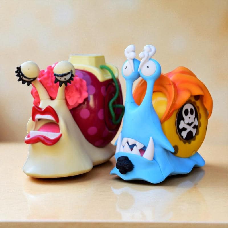 One Piece Transponder Snail Figurine